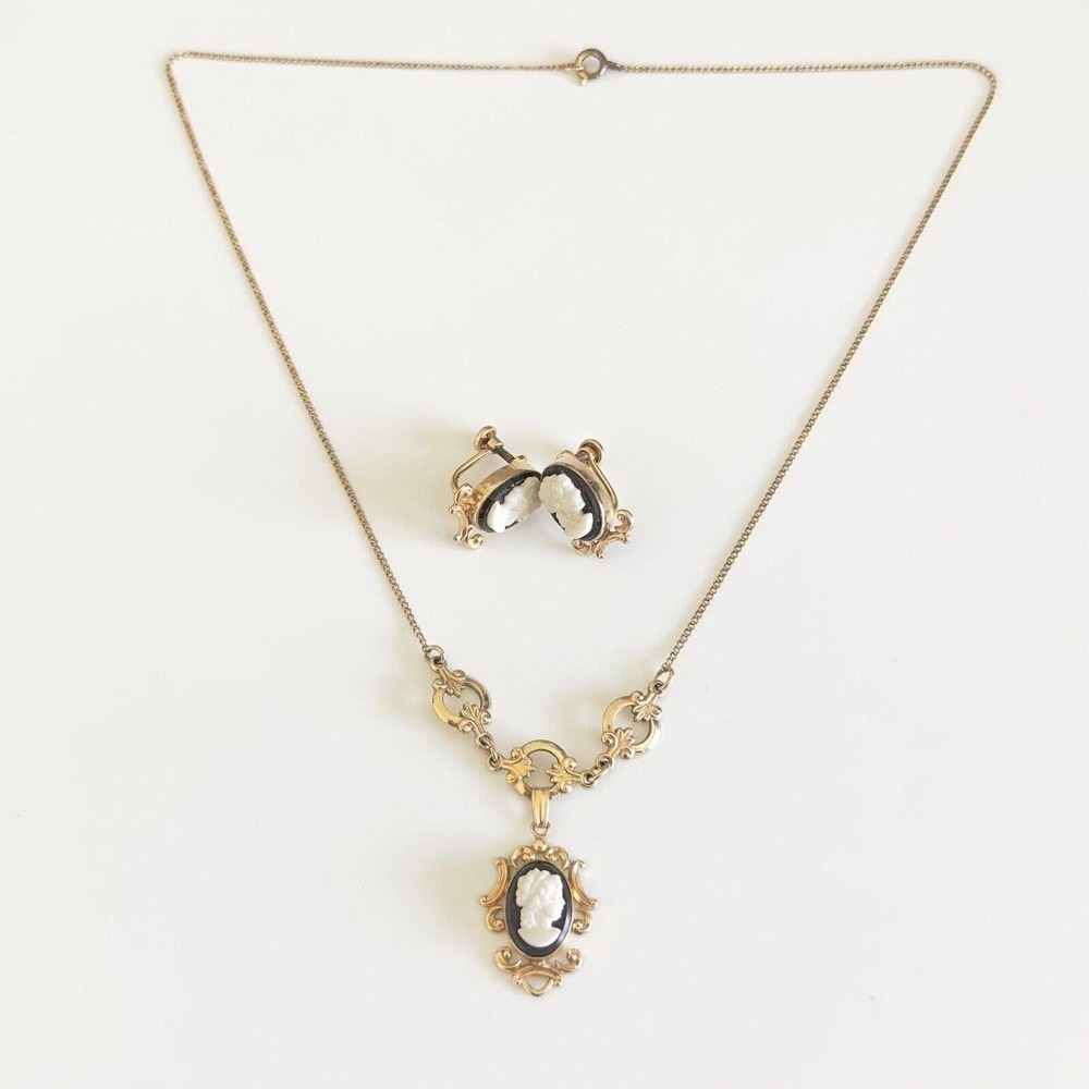 Vintage Van Dell Yellow Gold Filled Onyx Cameo Screw Back Earrings Necklace Set